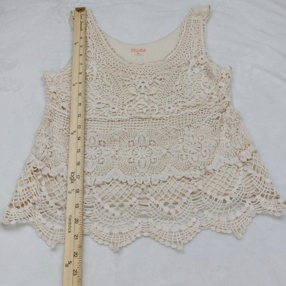 Mudd Cream Cotton Crochet Lace Overlay Tank Top - Picture 2 of 6